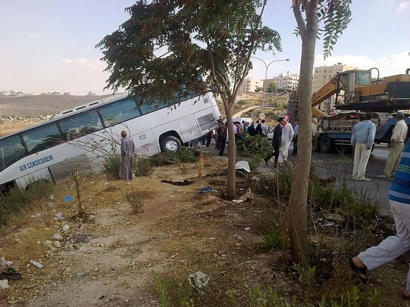 Bus accident-d55513fe2044f176d315d9a914dbaaca1624083172.jpg